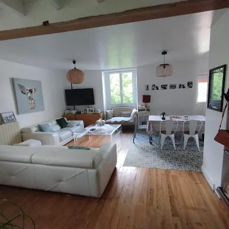 Larraldia Bed & Breakfast