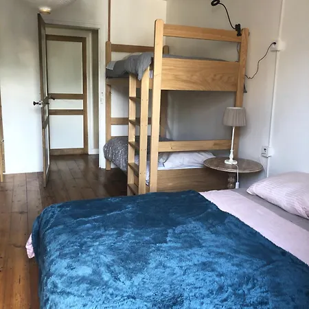 Larraldia Bed & Breakfast *