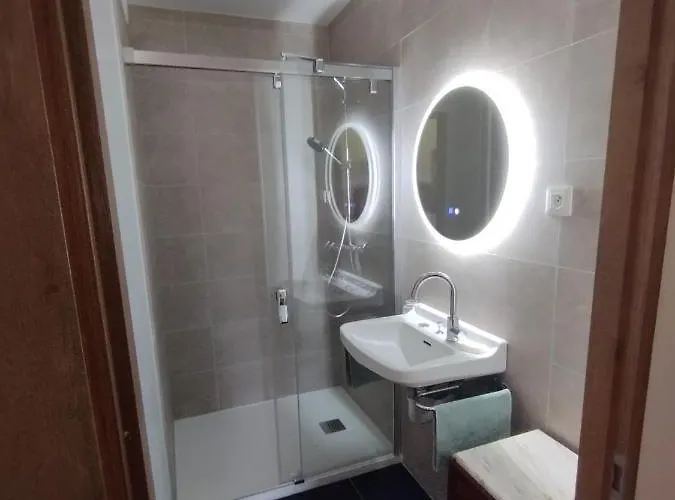 Larraldia לינה וארוחת בוקר