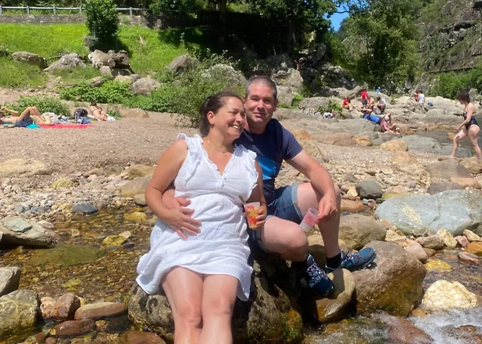 Larraldia לינה וארוחת בוקר